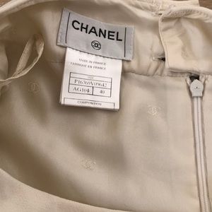 Authentic Chanel 100% Silk Vintage Cream Skirt